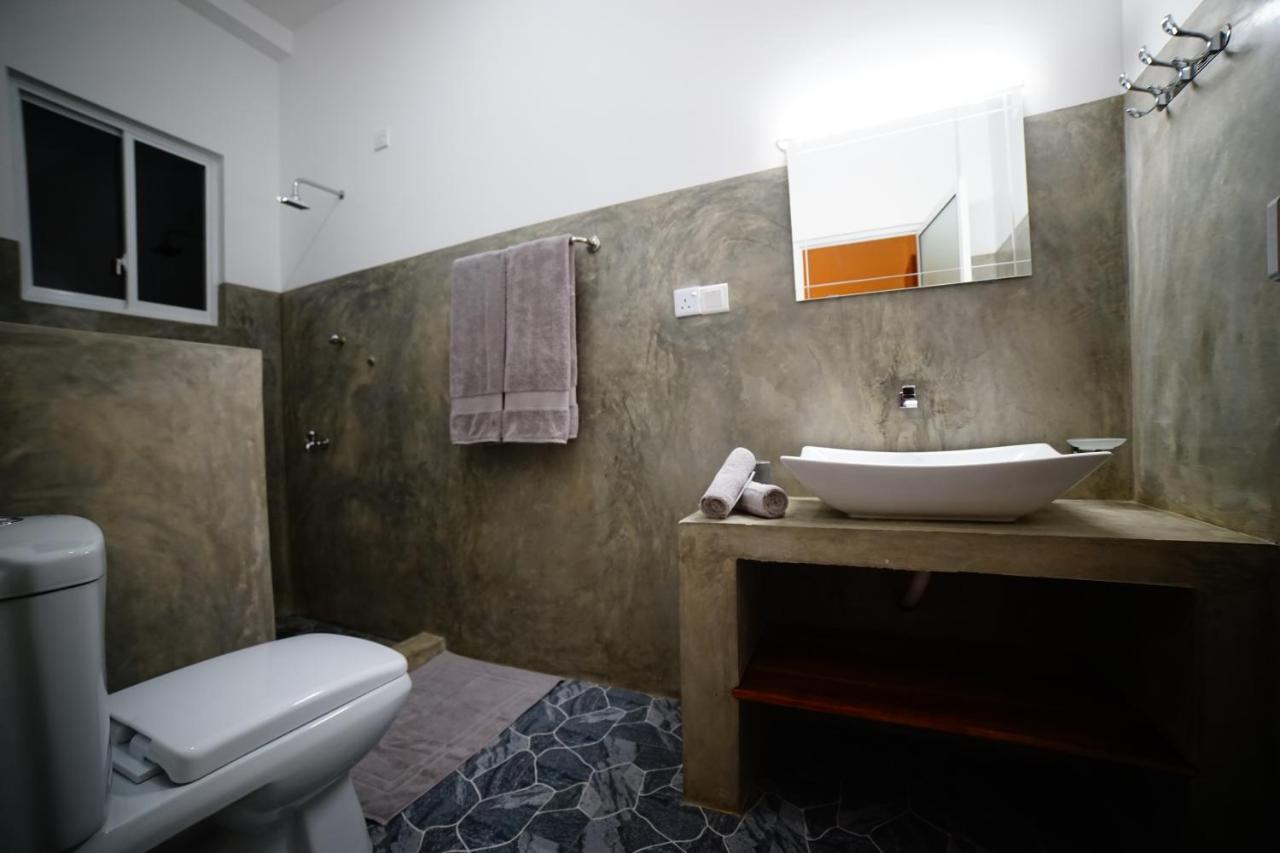 Island Life Hotel Negombo Eksteriør billede